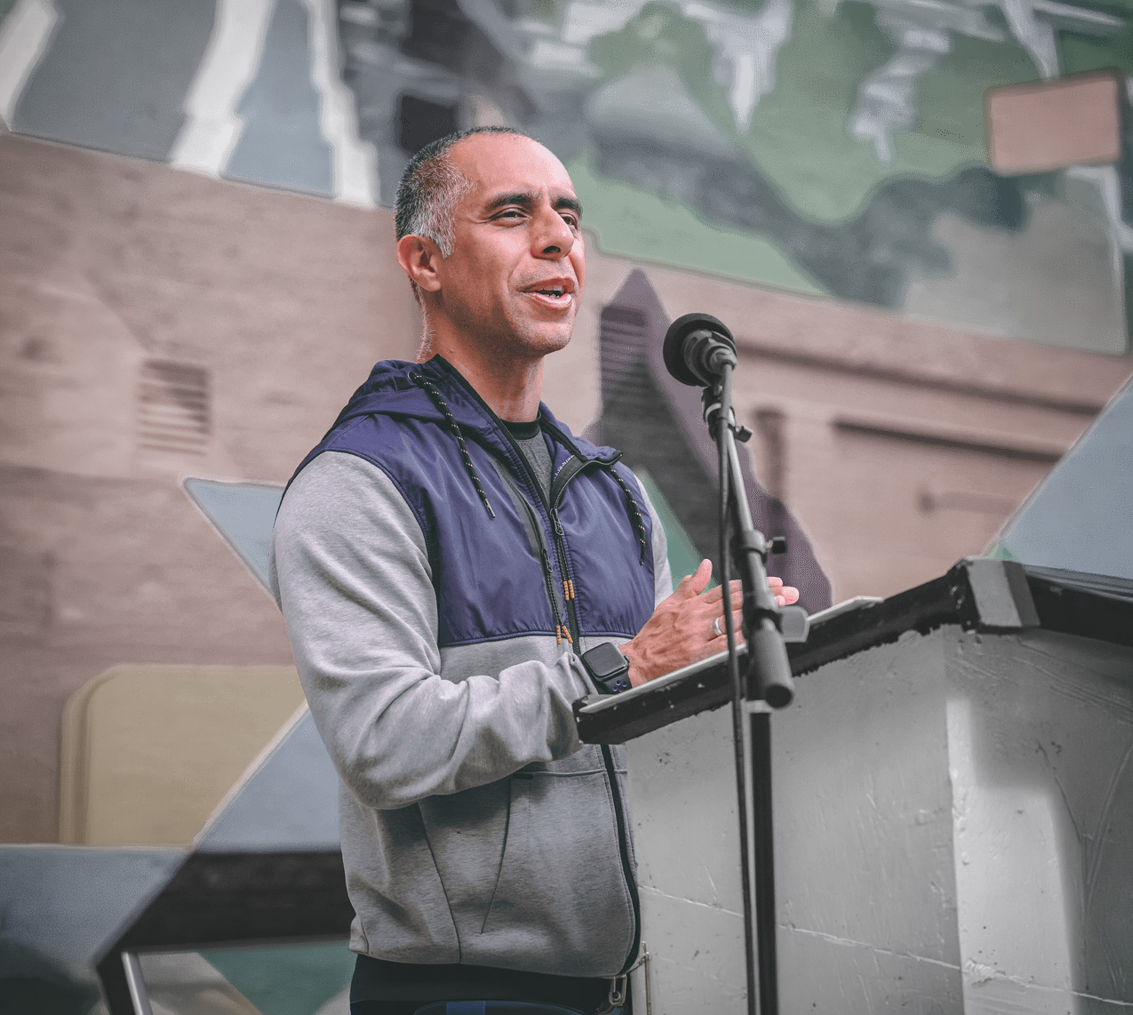 Jorge Elorza, CEO of Democrats for Education Reform, gives a speech.